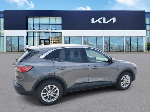 Used 2021 Ford Escape SE AWD/4WD image 2