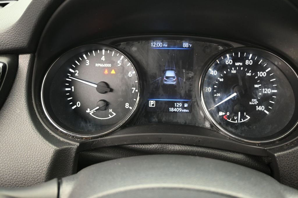 Used 2019 Nissan Rogue Sport SV FWD image 11