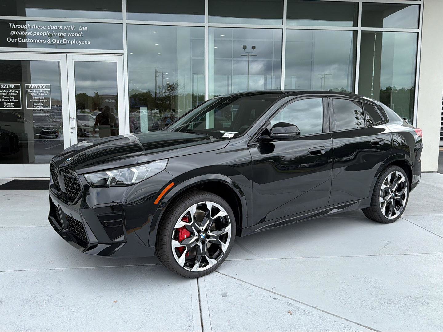 New 2026 BMW X2 xDrive28i w/ Technology Package AWD/4WD image 1