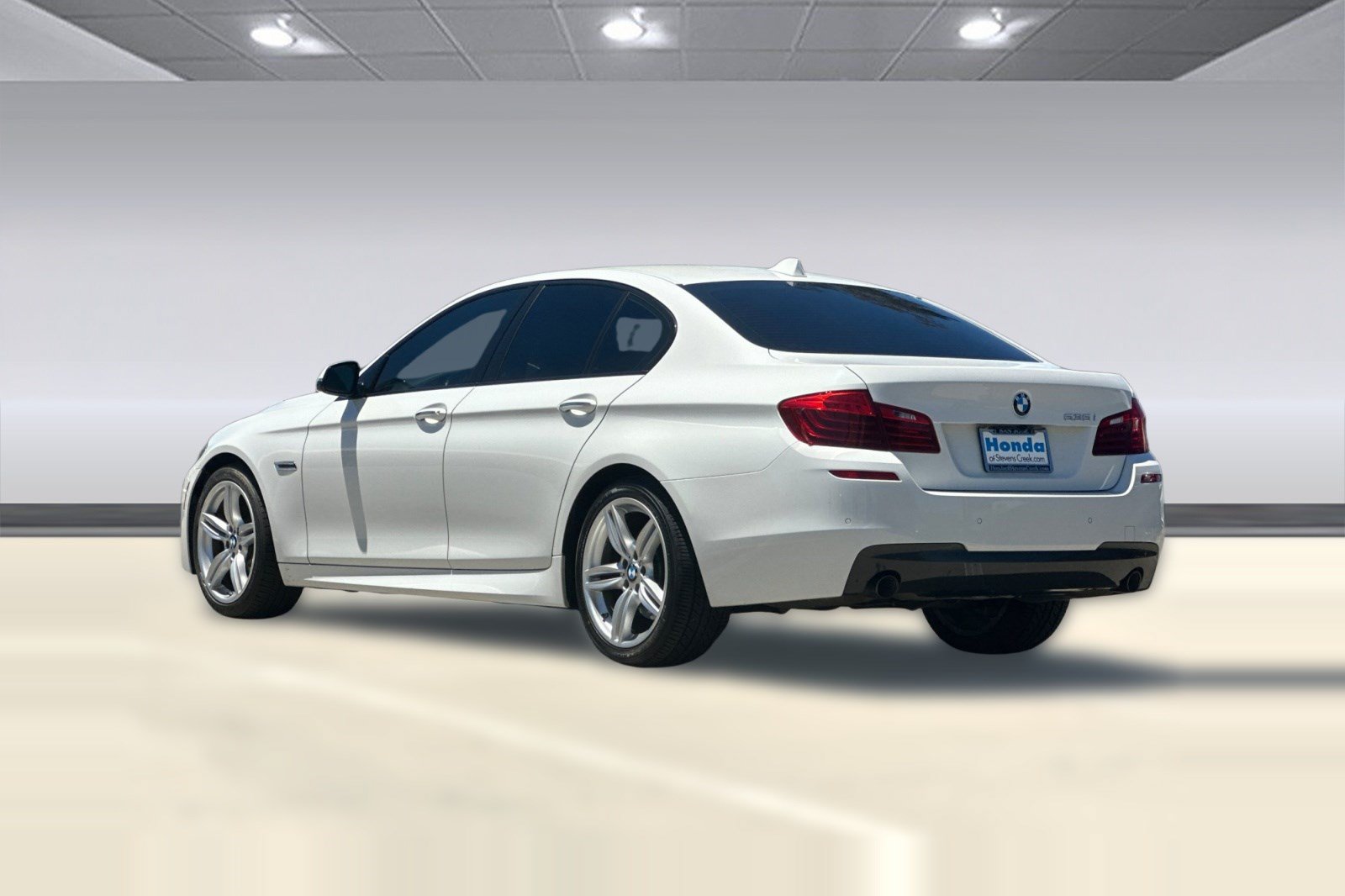 Used 2016 BMW 535i Sedan RWD image 3