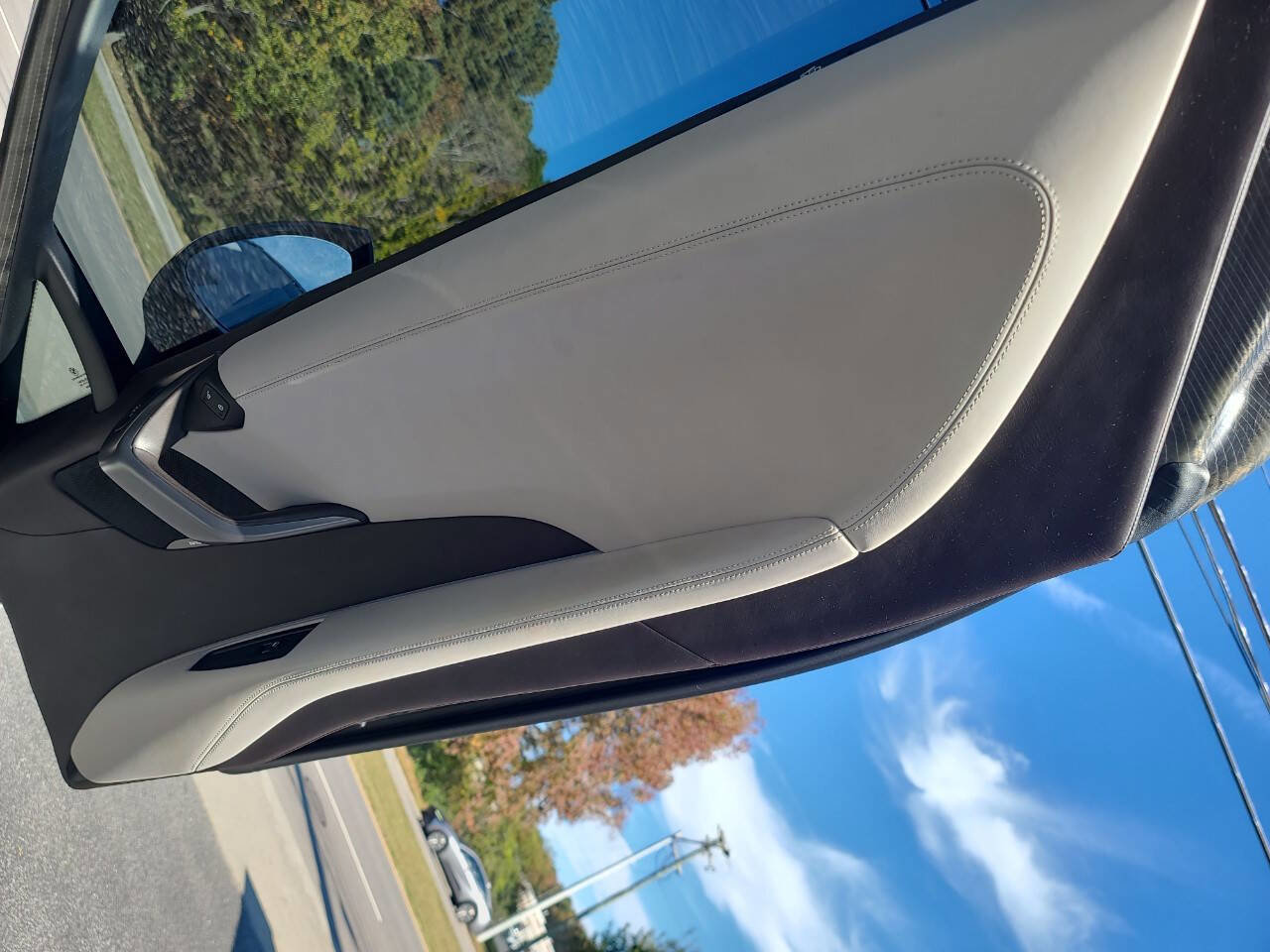 Used 2016 BMW i8 image 32