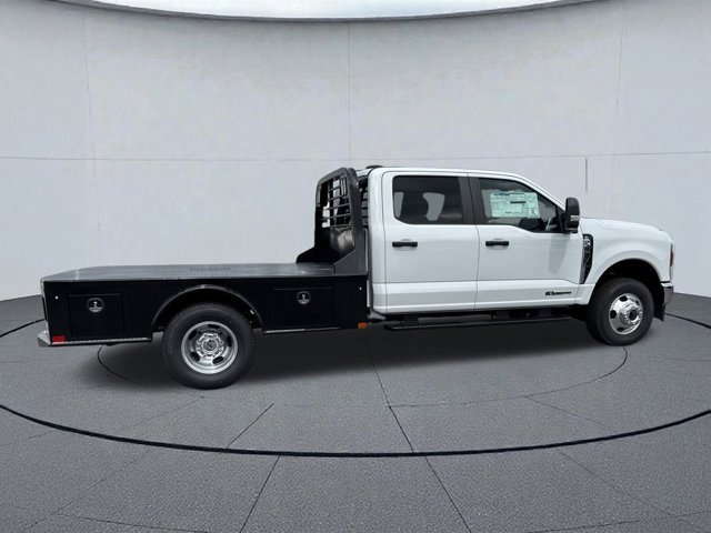 New 2025 Ford F350 XL w/ XL Chrome Package image 3