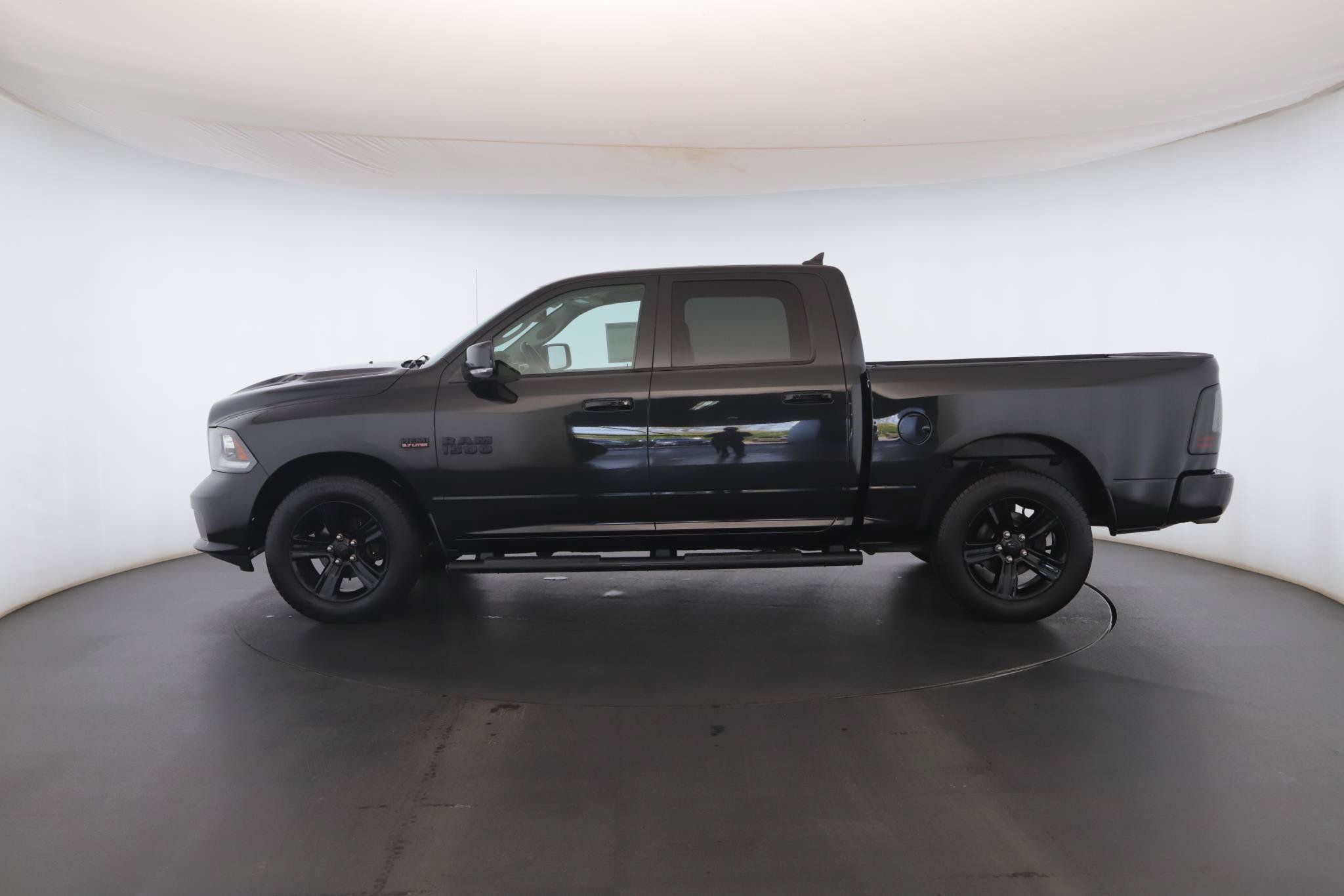 Used 2016 RAM 1500 Sport w/ Black Ram 1500 Sport Group AWD/4WD image 23