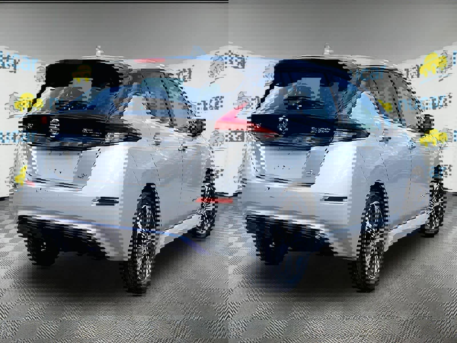 Used 2018 Nissan Leaf SV FWD image 6