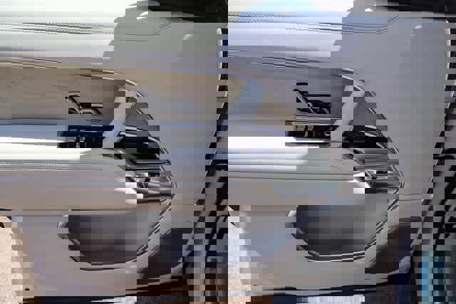 New 2024 Land Rover Range Rover SV image 24