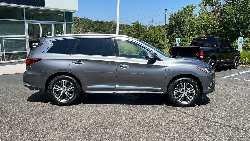 Used 2020 INFINITI QX60 Luxe w/ Essential Package image 6