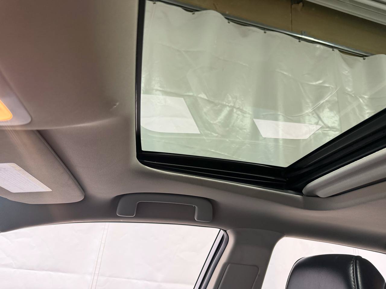 Used 2014 Toyota Avalon XLE Touring FWD image 31
