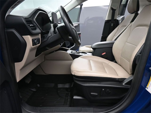 Used 2022 Ford Escape SEL image 10