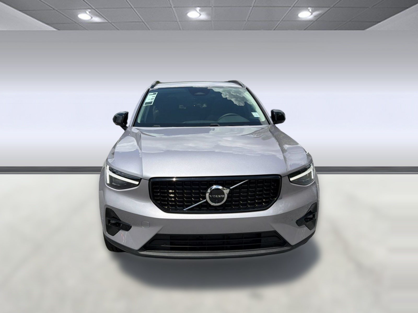 New 2026 Volvo XC40 B5 Plus w/ Climate Package AWD/4WD image 6