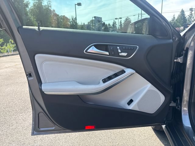 Used 2020 Mercedes-Benz GLA 250 4MATIC image 24