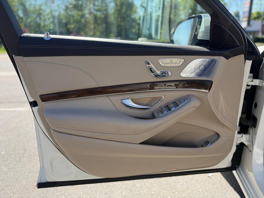 Used 2015 Mercedes-Benz S 550 4MATIC Sedan image 13