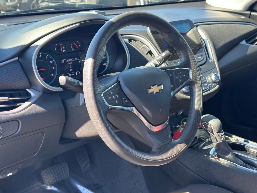 Used 2025 Chevrolet Malibu LT image 22