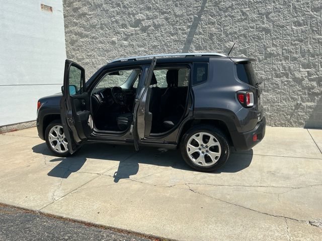 Used 2016 Jeep Renegade Limited AWD/4WD image 13