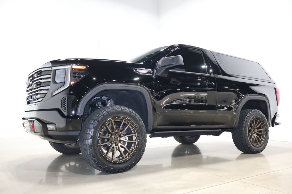 Used 2022 GMC Sierra 1500 Pro w/ Convenience Package image 3