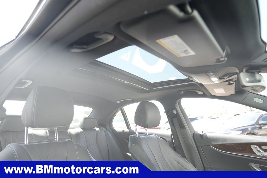 Used 2020 Mercedes-Benz E 350 4MATIC Sedan image 32