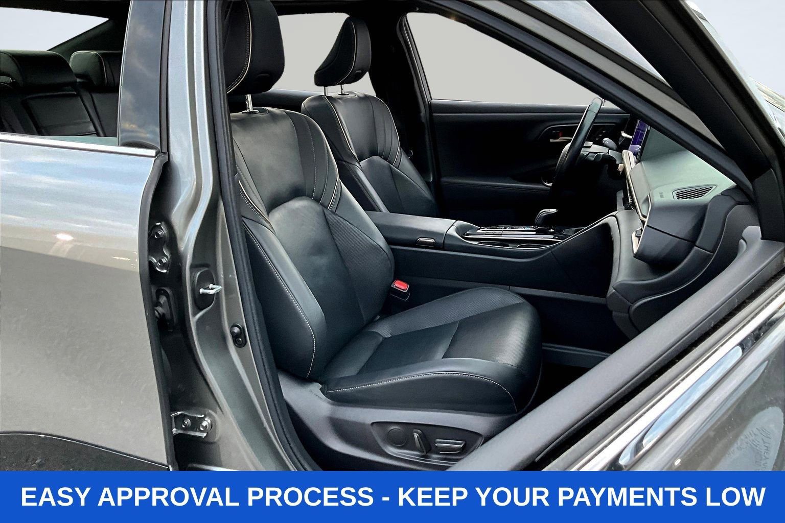 Used 2024 Toyota Crown Limited w/ Carpet Mat Package (TMS) image 37