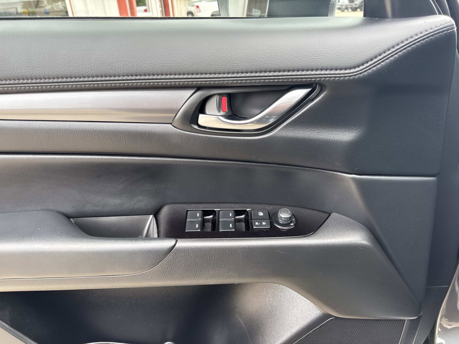 Used 2023 MAZDA CX-5 AWD 2.5 S w/ Select Package image 19