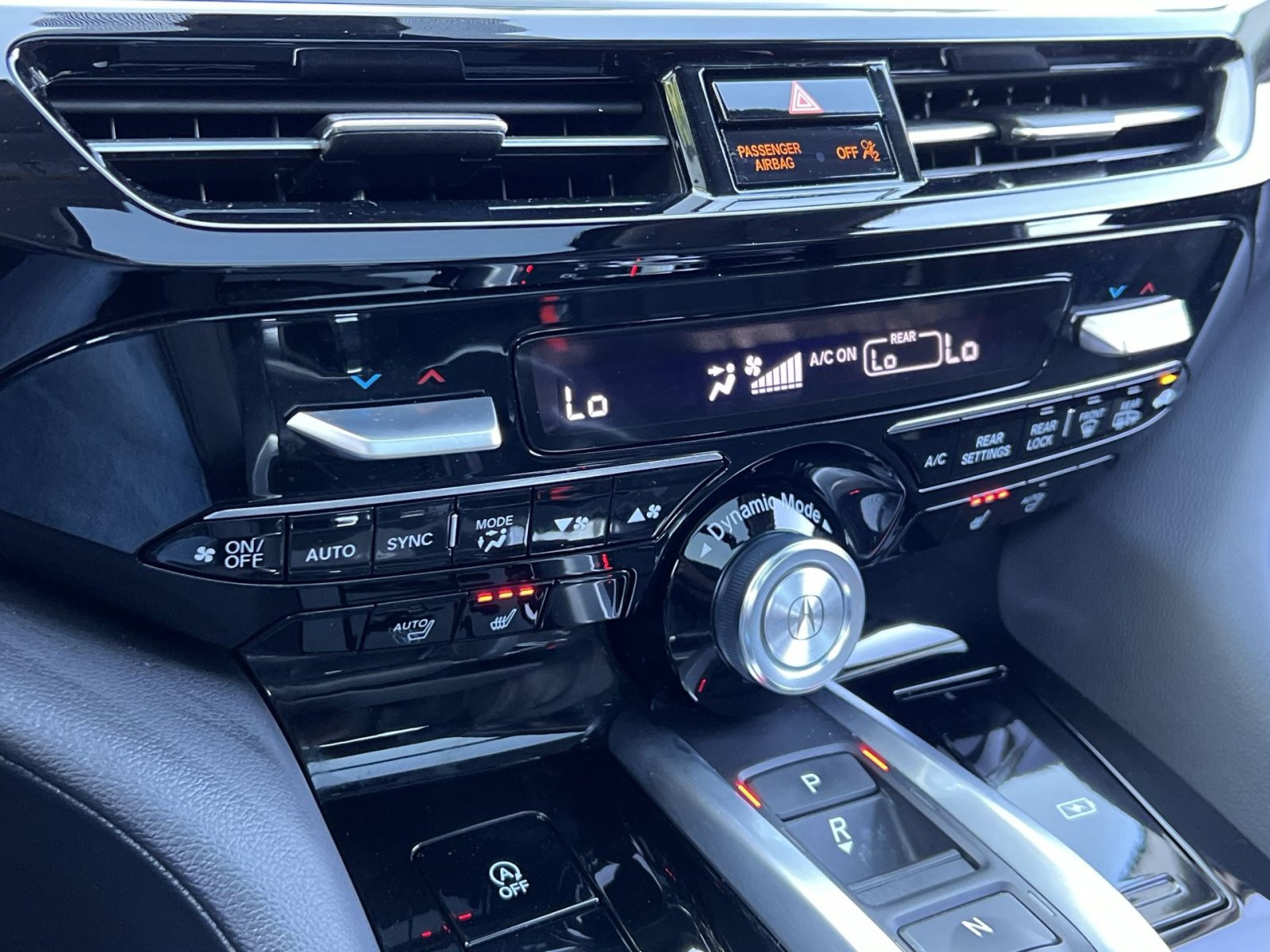 Used 2023 Acura MDX SH-AWD image 26