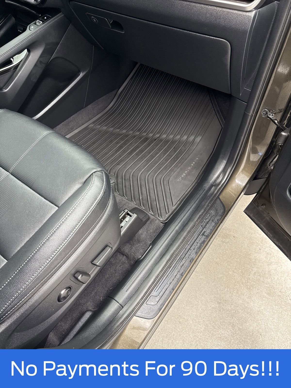 Used 2025 Kia Telluride EX image 33