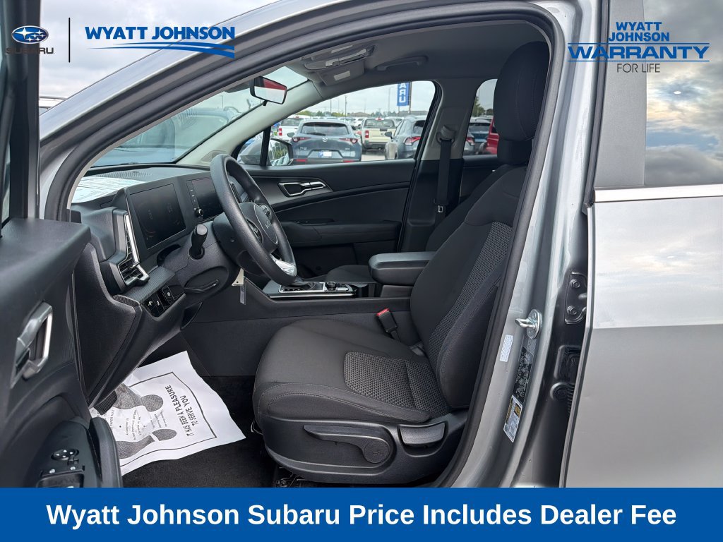 Used 2024 Kia Sportage LX FWD image 19