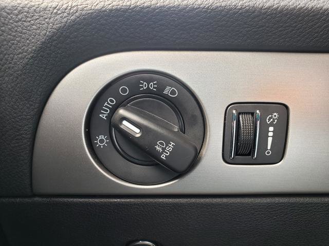 Used 2019 Dodge Durango SXT image 25