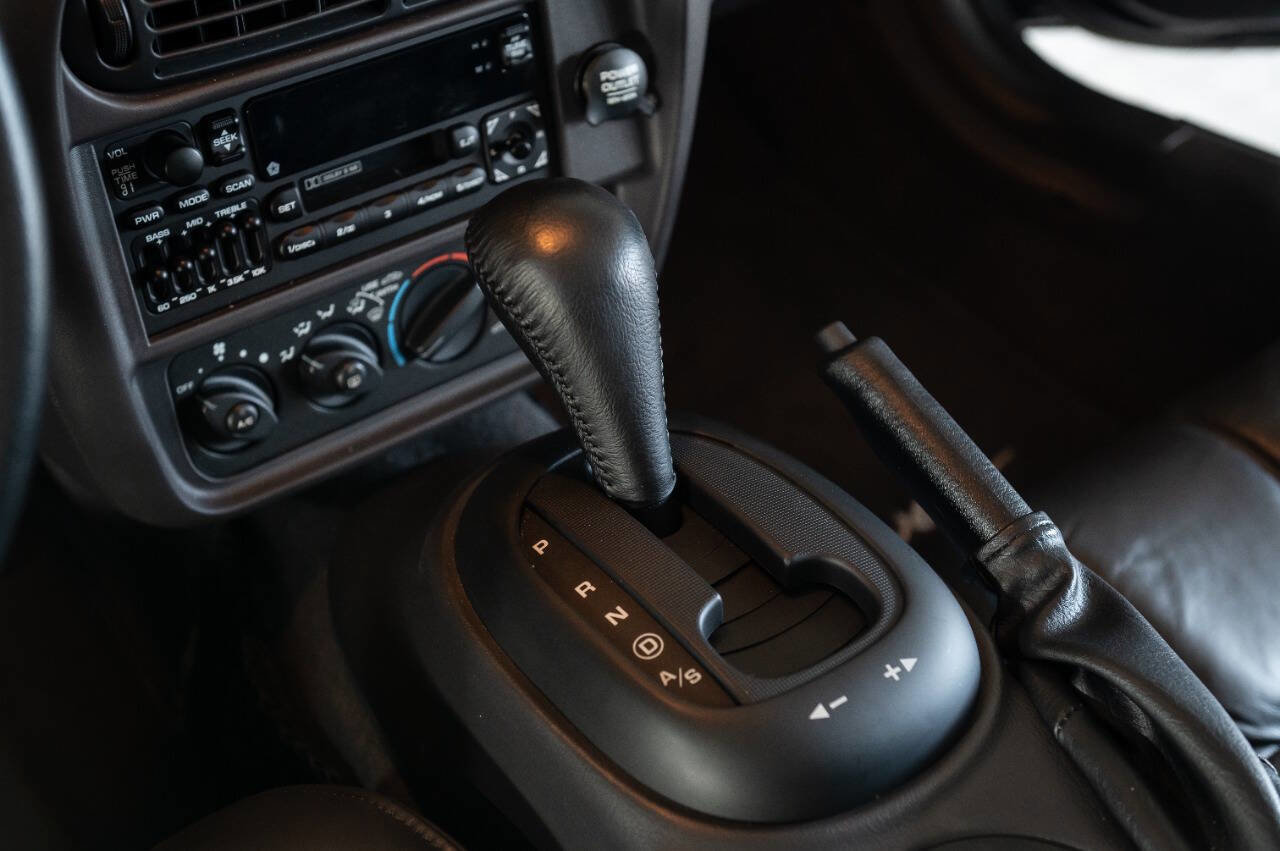 Used 1999 Plymouth Prowler image 26