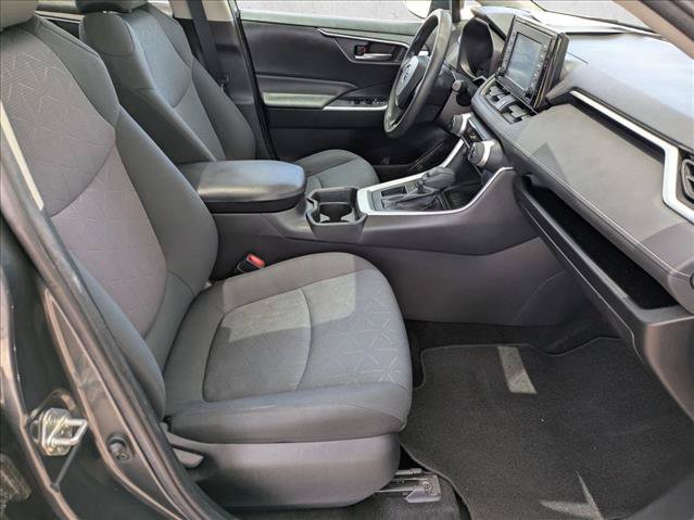Used 2019 Toyota RAV4 XLE FWD image 21