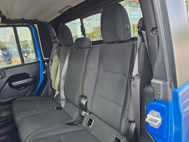 Used 2021 Jeep Gladiator Rubicon AWD/4WD image 22