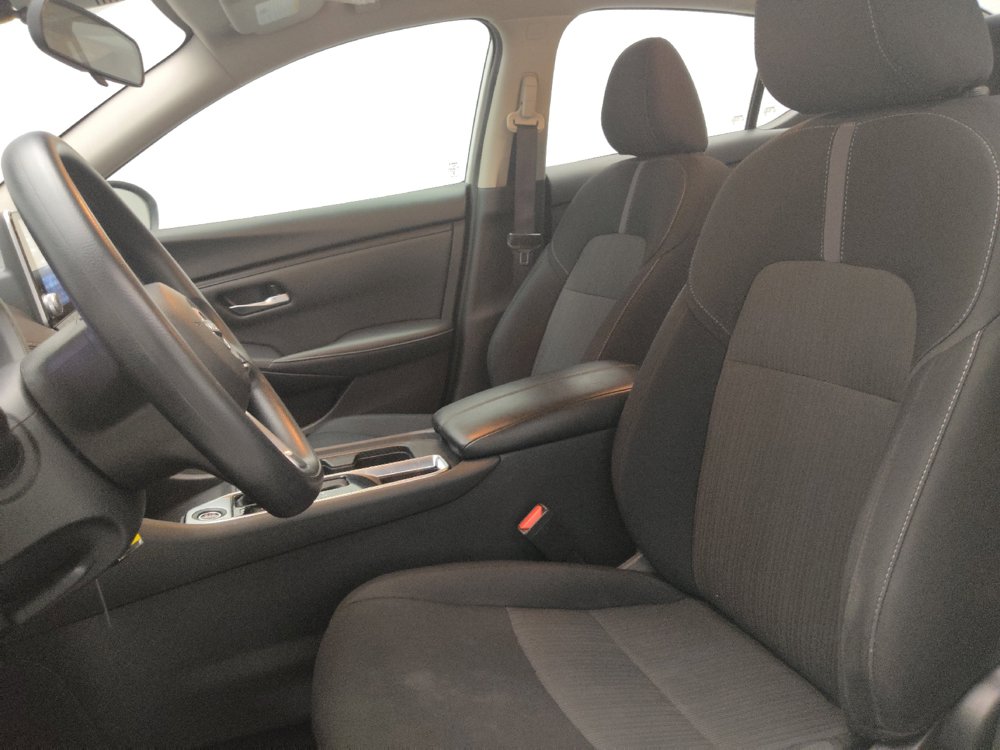 Used 2024 Nissan Sentra SV FWD image 17