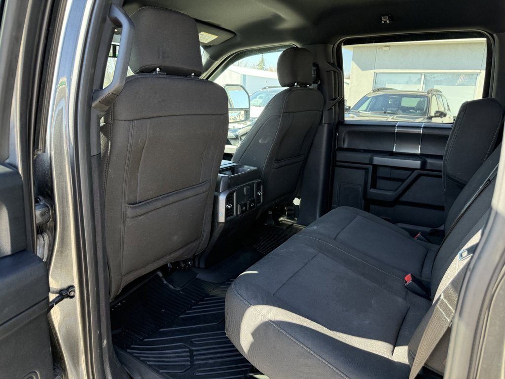 Used 2018 Ford F150 XLT w/ Equipment Group 302A Luxury AWD/4WD image 13