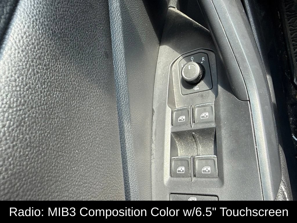 Used 2024 Volkswagen Jetta SE FWD image 10