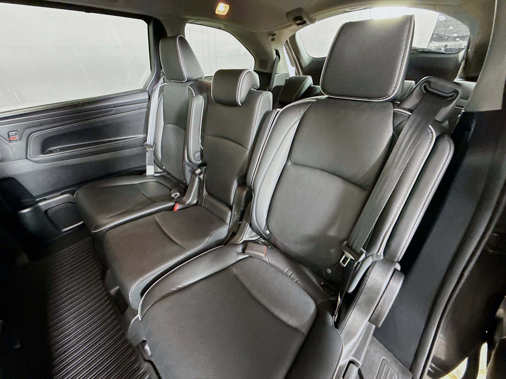 Used 2024 Honda Odyssey Elite image 30