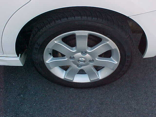 Used 2010 Nissan Sentra 2.0 SR image 5