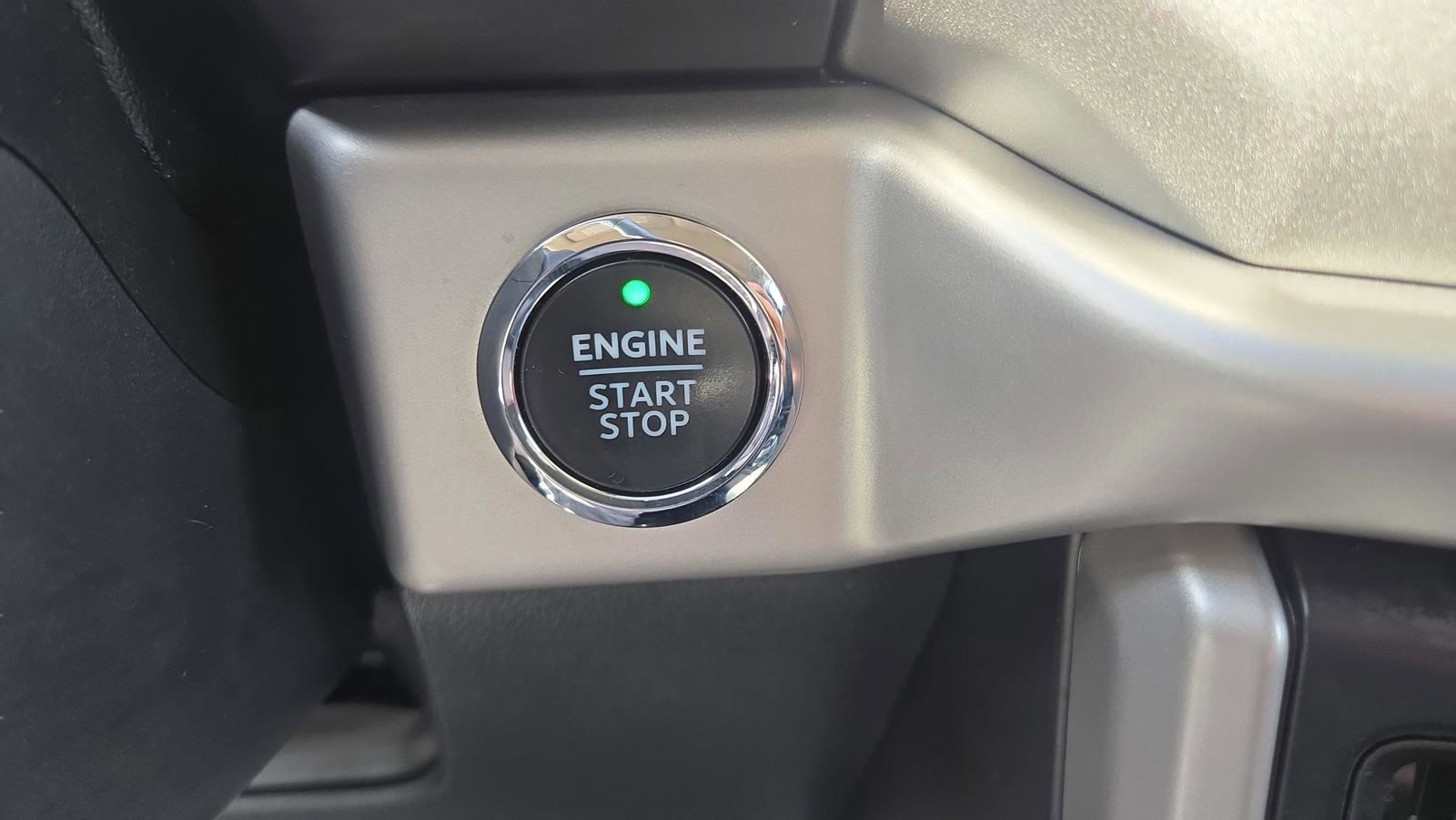 Certified 2022 Ford Expedition XLT image 18