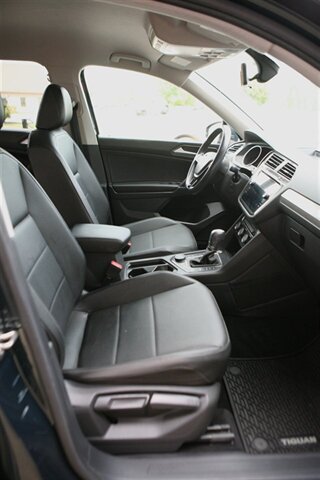 Used 2018 Volkswagen Tiguan SE AWD/4WD image 17