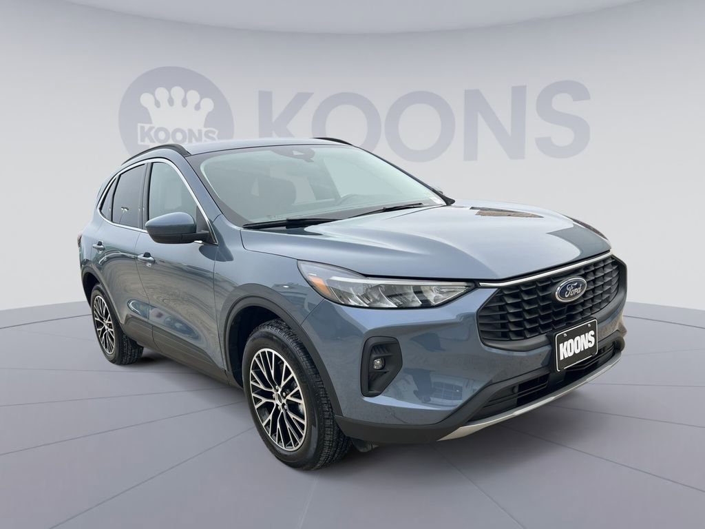 Used 2025 Ford Escape SE FWD image 10