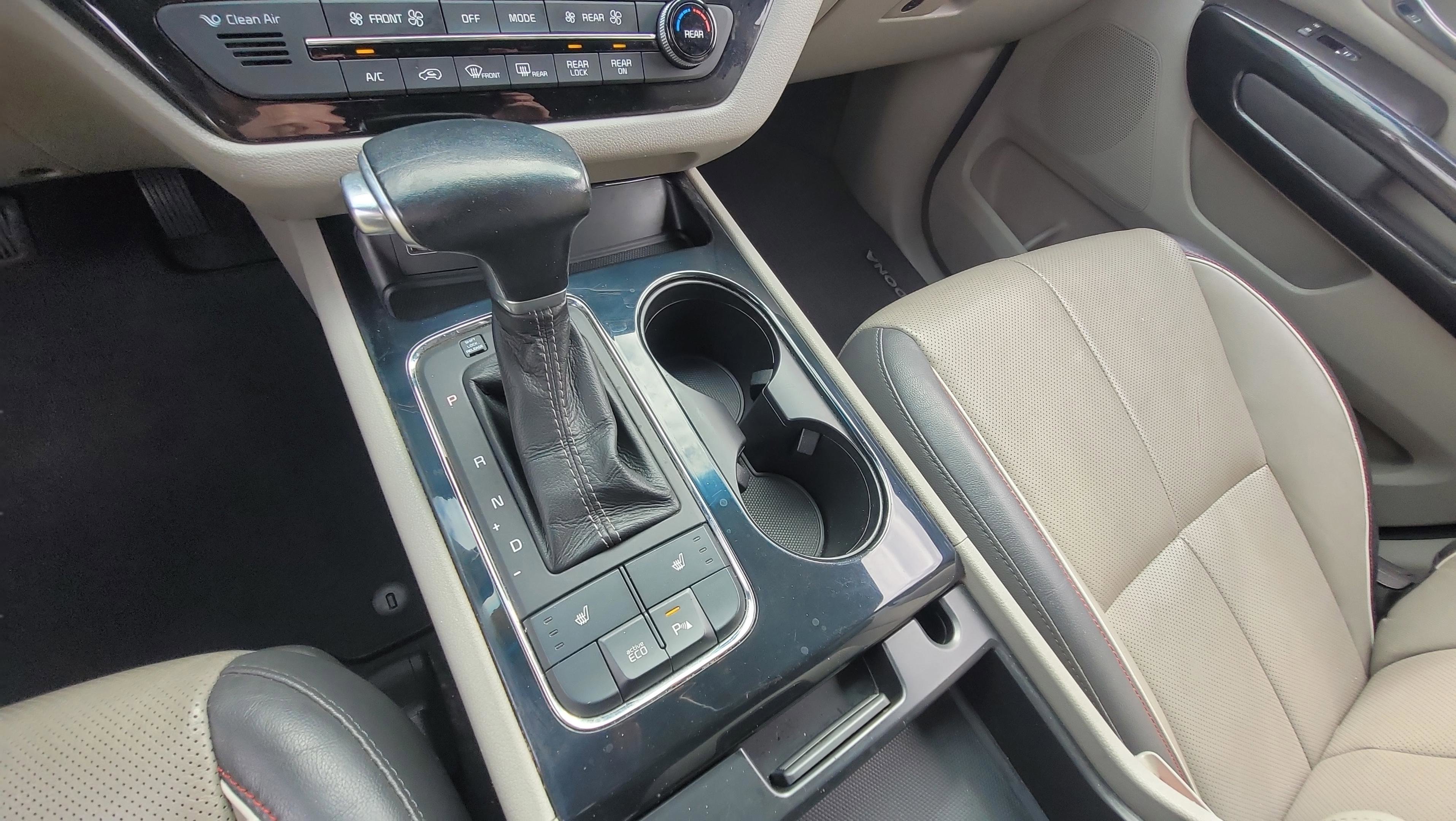 Used 2017 Kia Sedona EX image 15