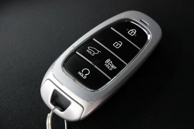 Used 2023 Hyundai Santa Fe SEL w/ Cargo Package FWD image 35