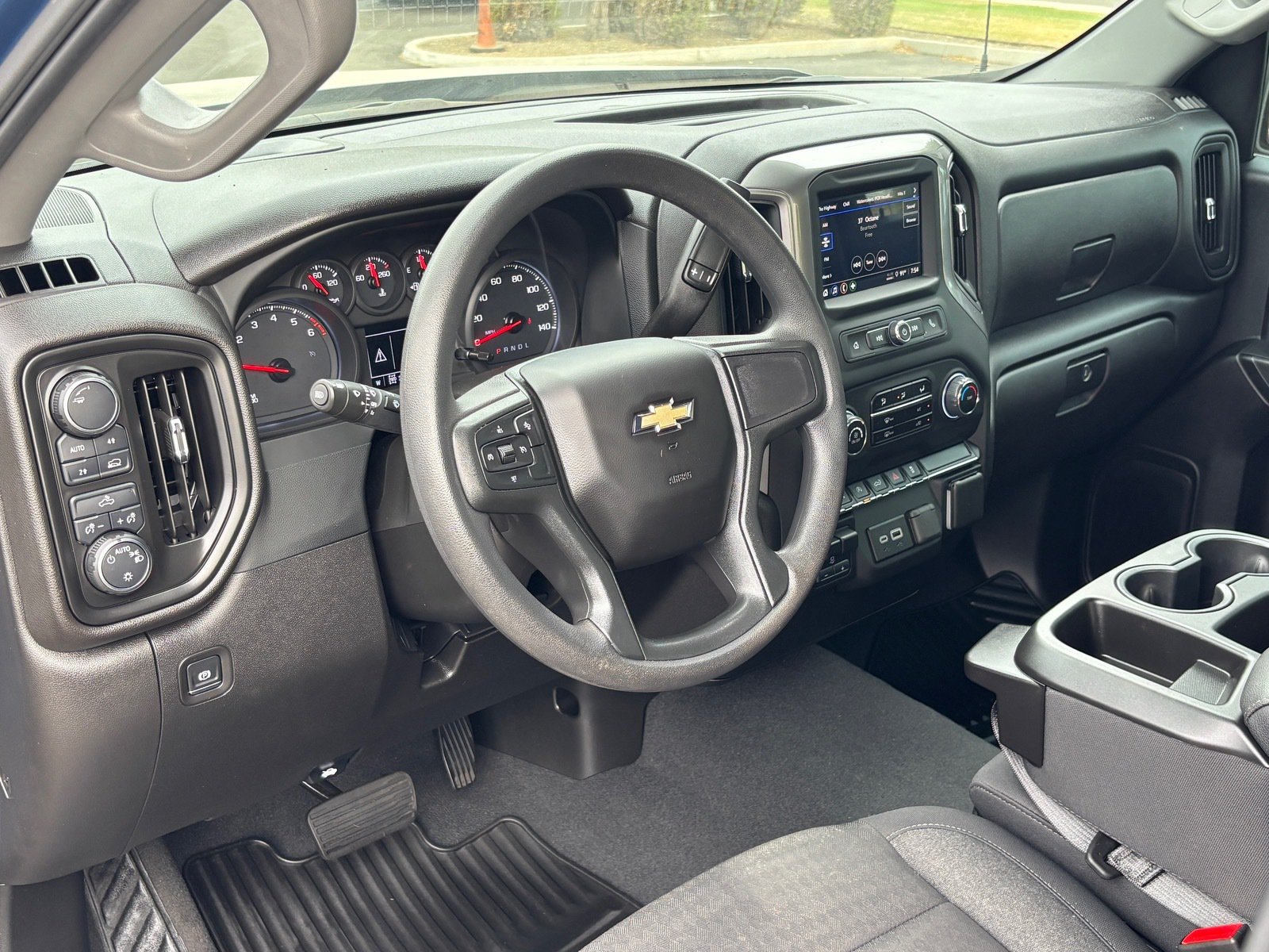 Used 2024 Chevrolet Silverado 1500 Custom w/ Turbomax Blackout Package AWD/4WD image 19