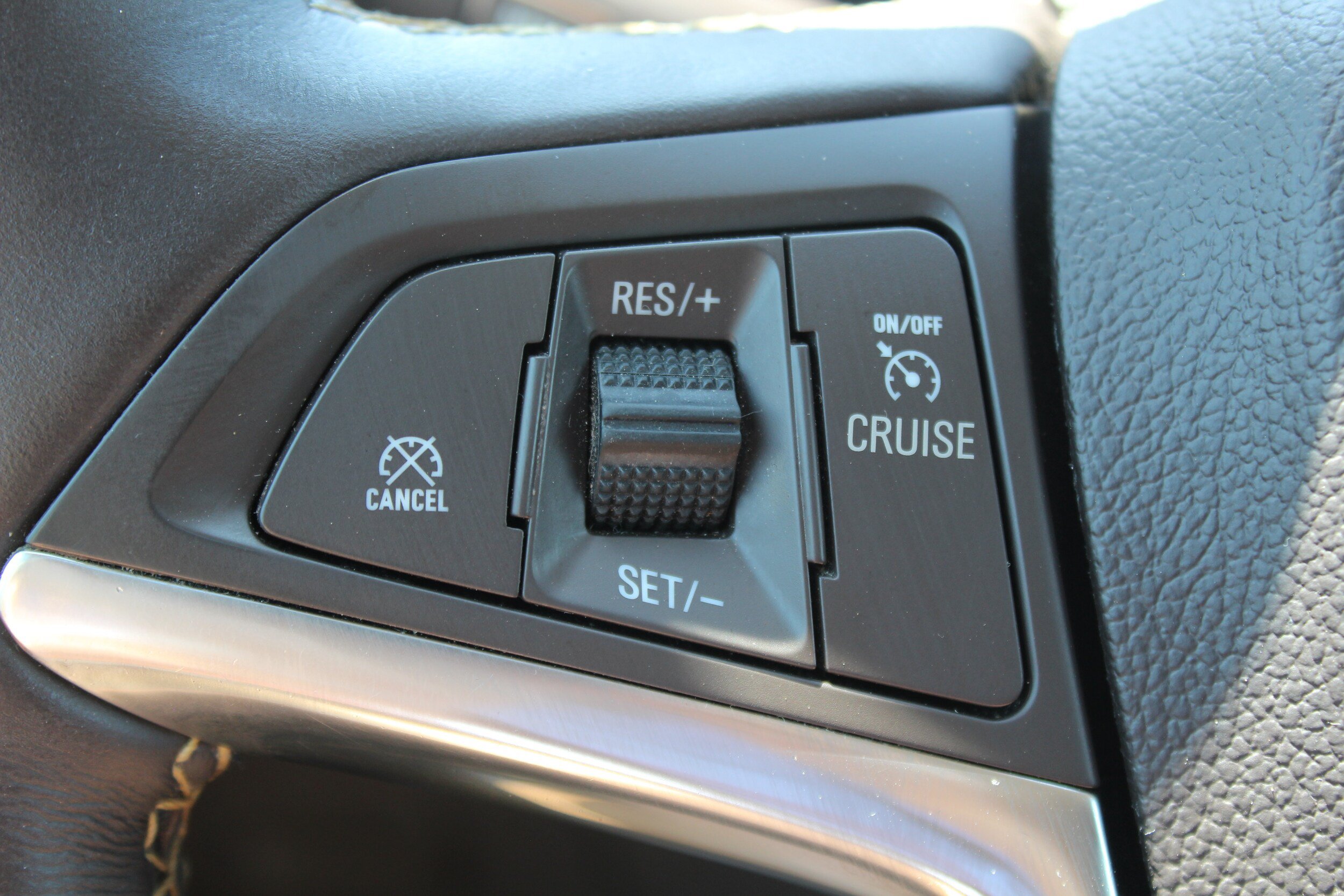 Used 2014 Buick Encore Leather AWD/4WD image 10