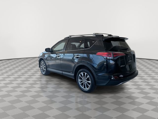 Used 2017 Toyota RAV4 Limited AWD/4WD image 7