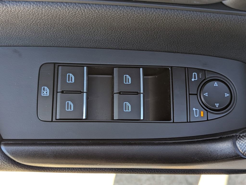 Used 2026 MAZDA CX-50 AWD 2.5 Hybrid w/ Weather Package image 16