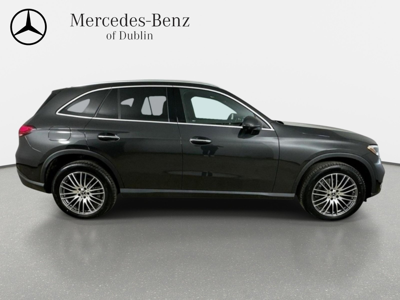 Used 2026 Mercedes-Benz GLC 300 4MATIC image 4