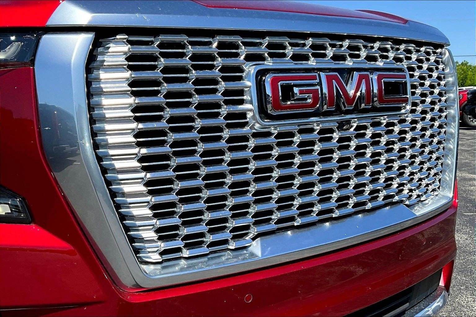 Used 2024 GMC Yukon Denali AWD/4WD image 30