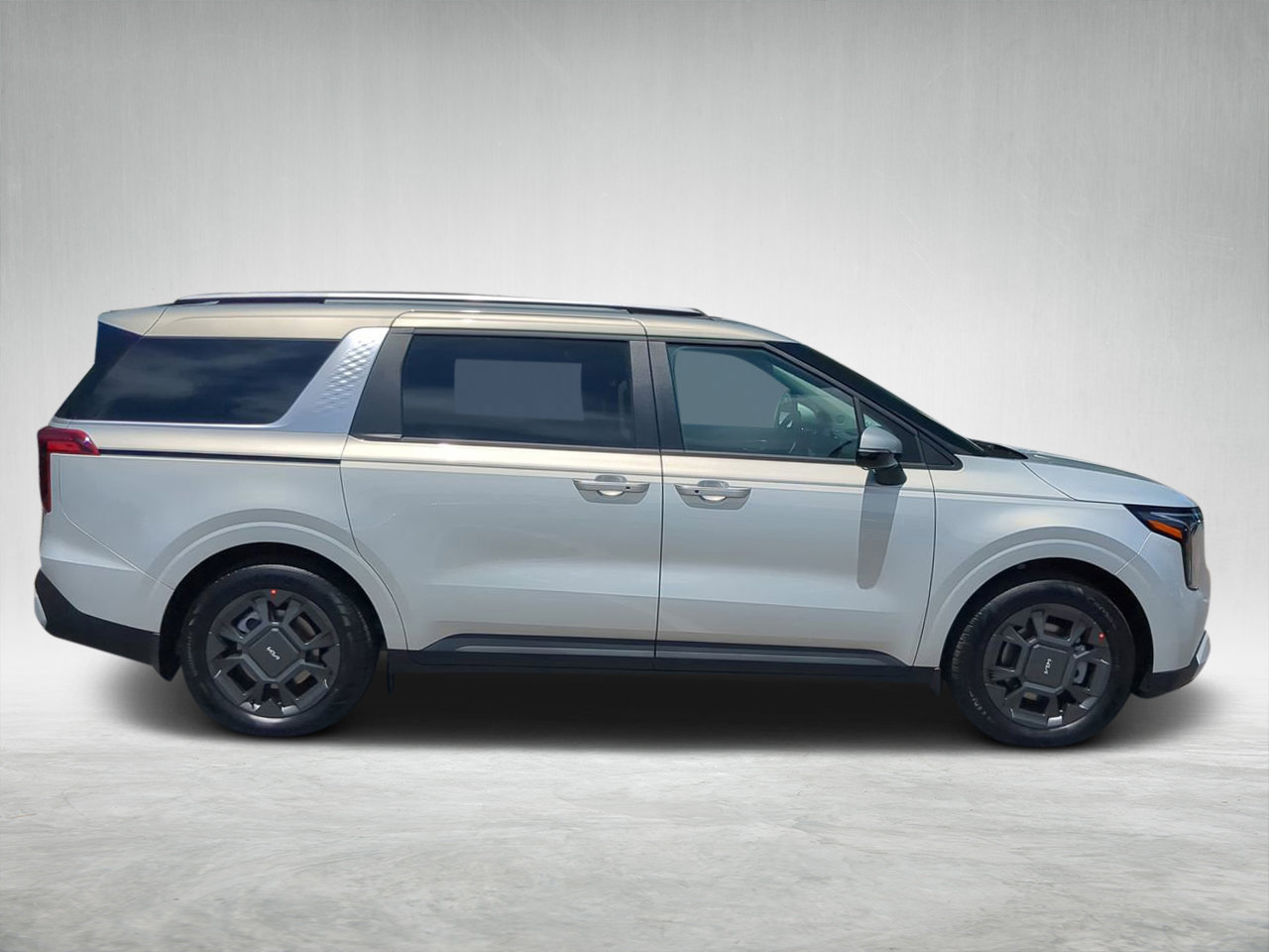 New 2026 Kia Carnival EX image 2