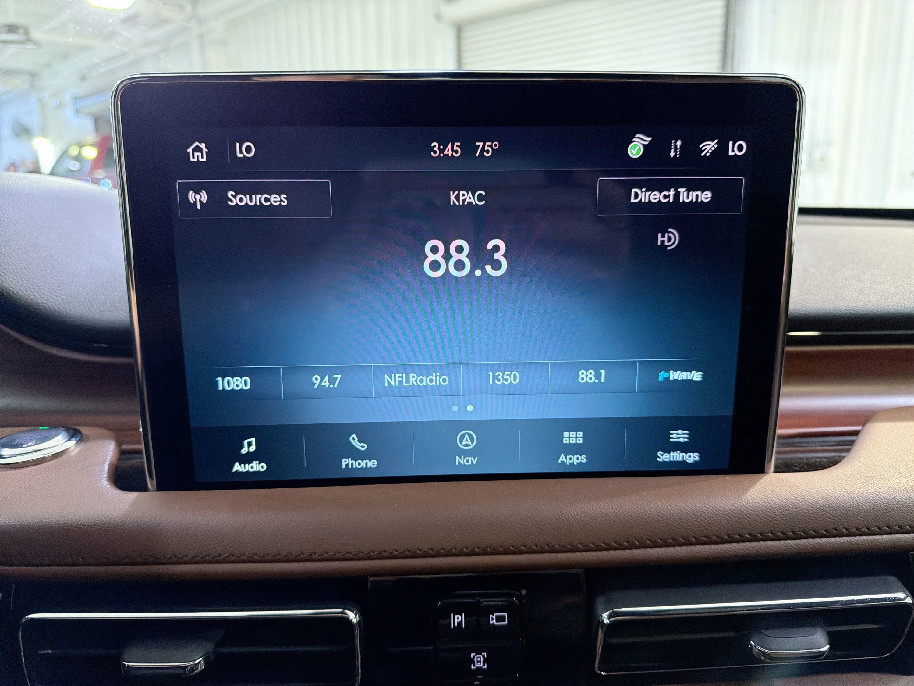 Used 2022 Lincoln Aviator Reserve w/ Equipment Group 201A image 17