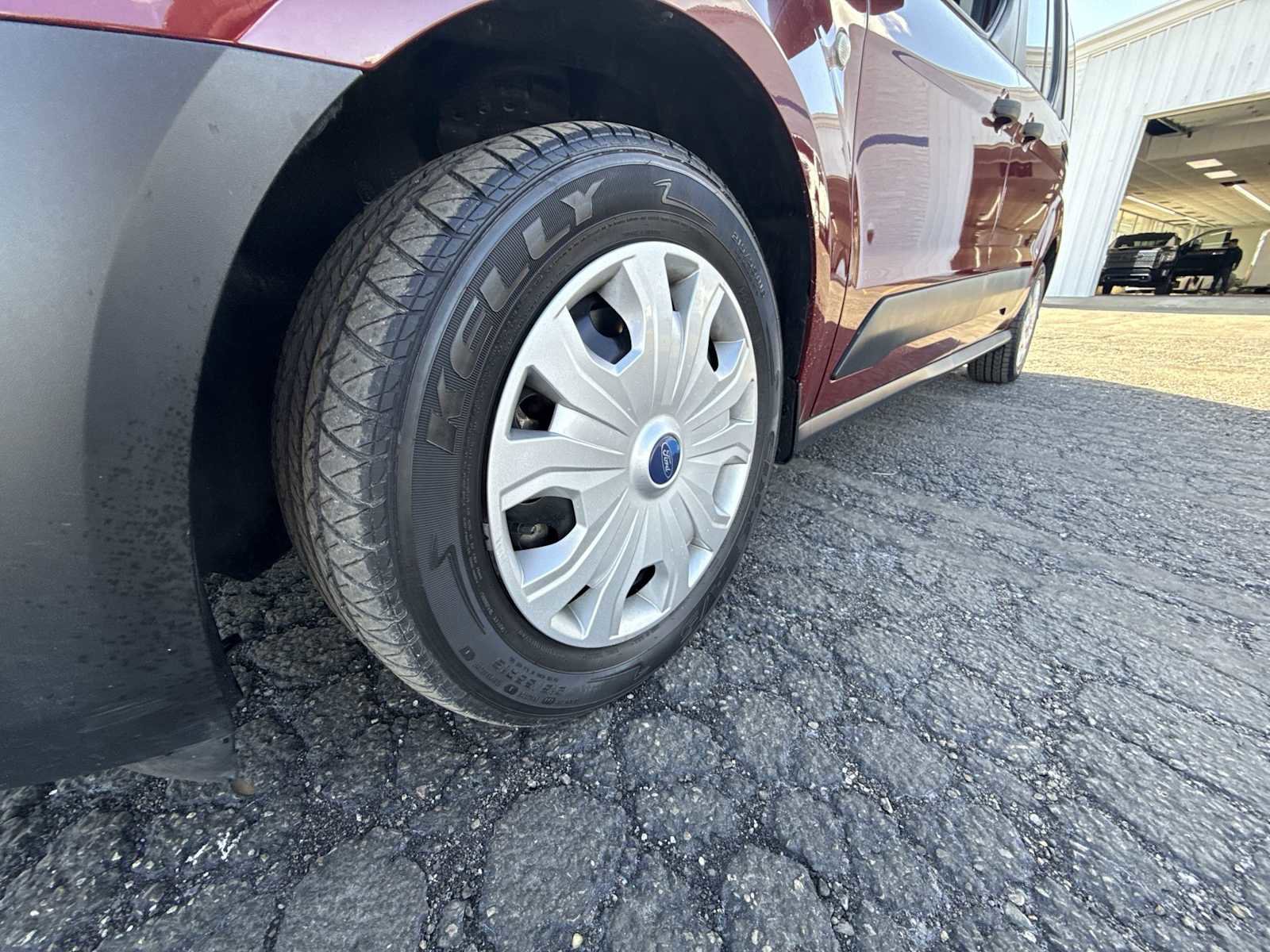 Used 2020 Ford Transit Connect XL FWD image 18