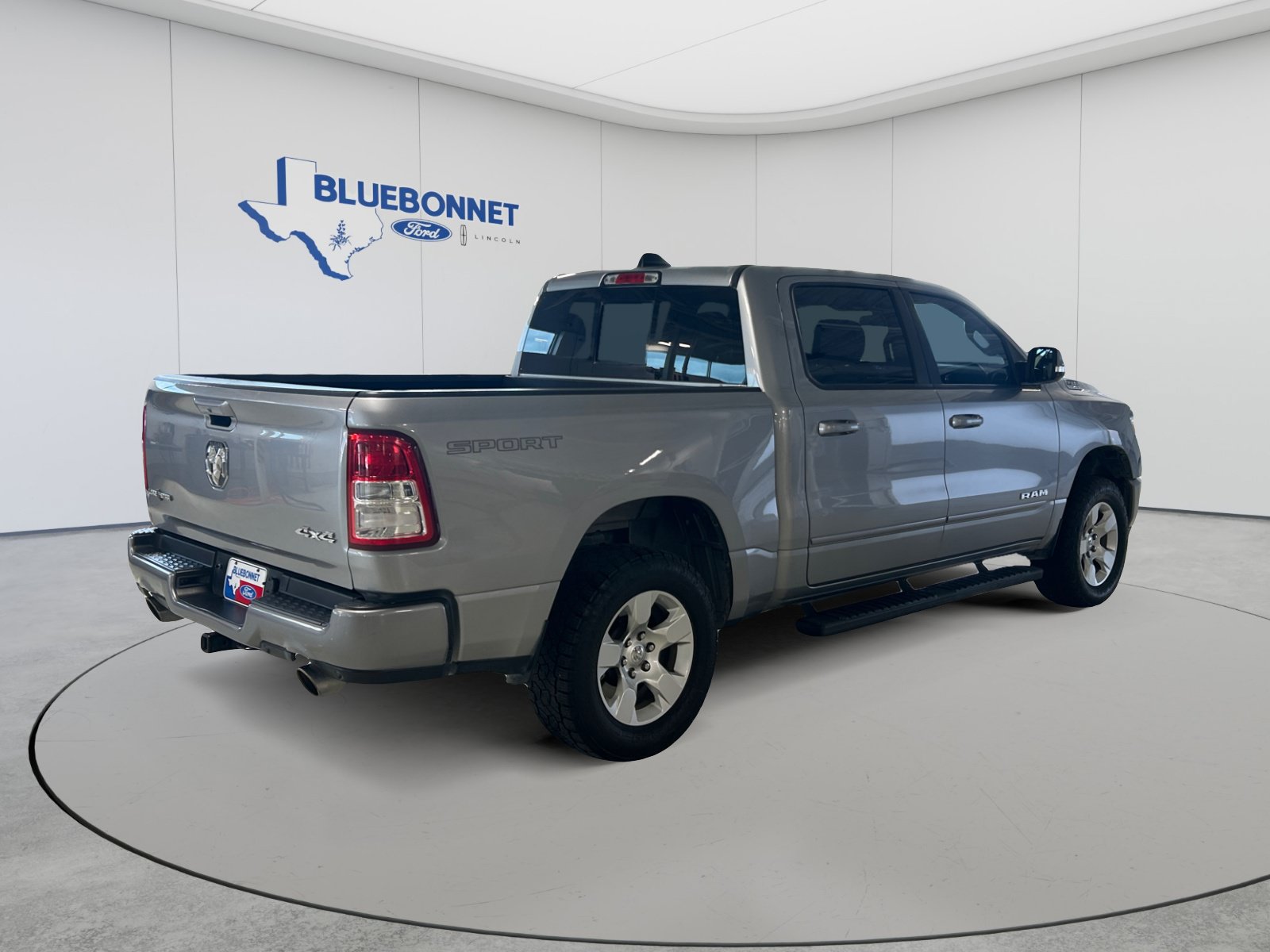 Used 2021 RAM 1500 Lone Star AWD/4WD image 5