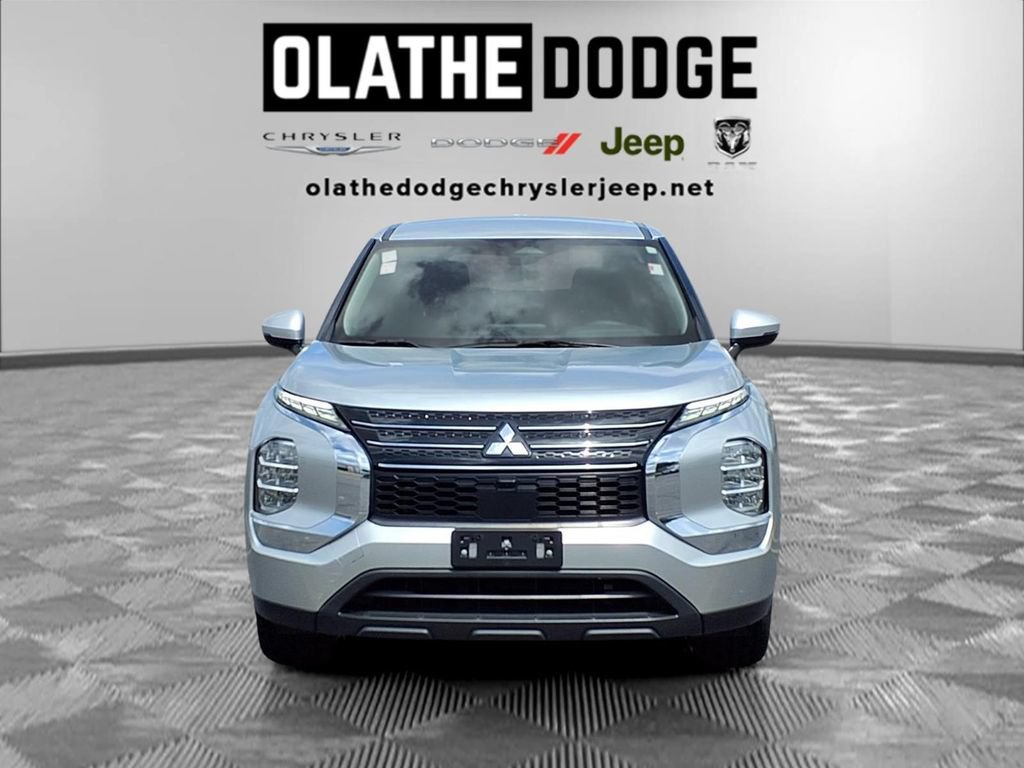 Used 2022 Mitsubishi Outlander ES FWD image 31