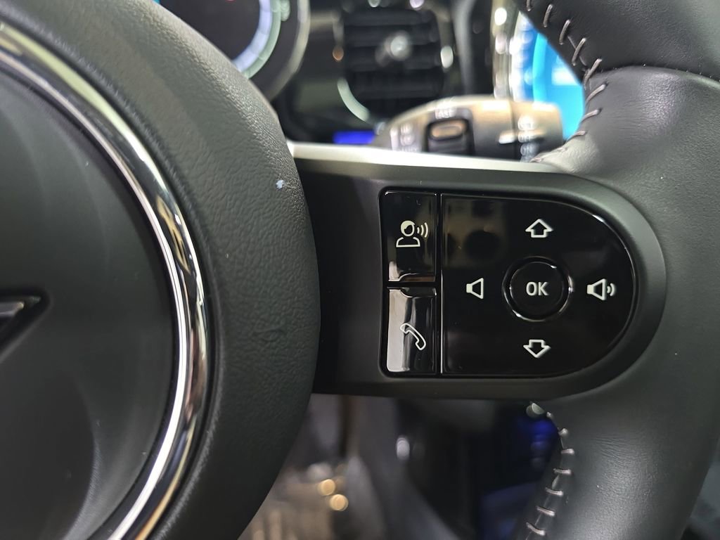 Used 2024 MINI Cooper SE image 21